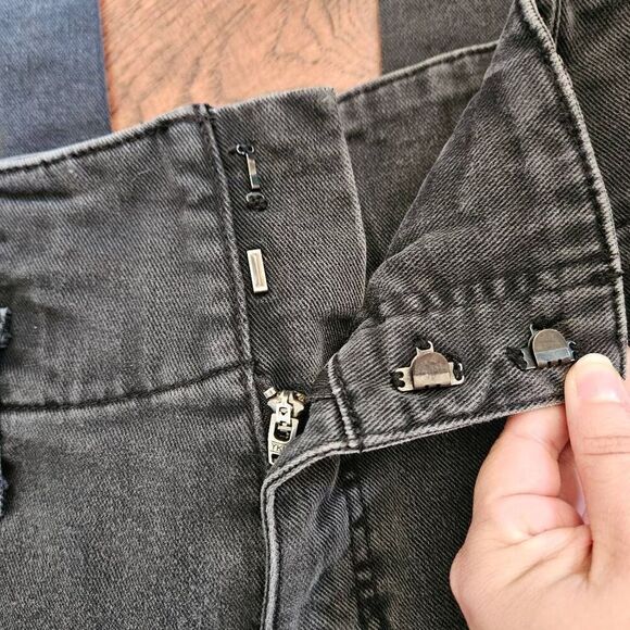 Current/Elliott The Corset Stiletto Jeans - Picture 4 of 8